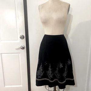 Ann Taylor Skirt Size 6 Black Pleated A Line Embroidered Size Zip Office Career